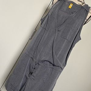 Lole Linen-like jumper.